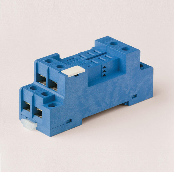 Finder 96.72.0SMA DIN -Rail/Panel mount screw terminal (Plate Clamp) socket for 56.32 relay (black), including Clip 094.71